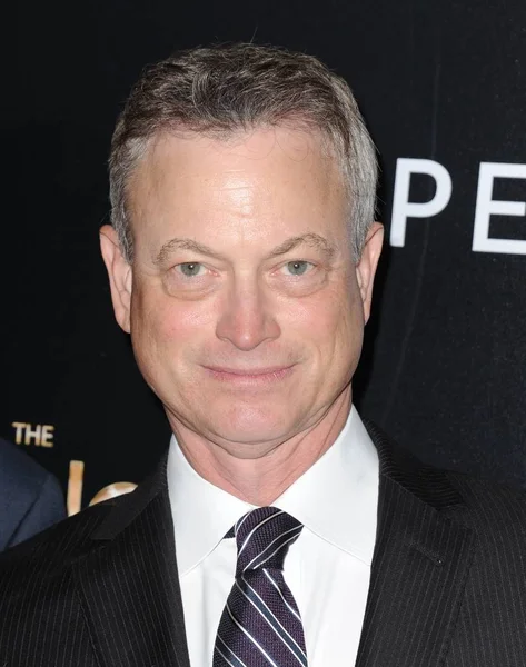 Gary Sinise Arrivals Noble Awards Beverly Hilton Hotel Beverly Hills — Stock Photo, Image