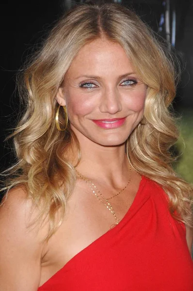 Cameron Diaz Vid Ankomst För Green Hornet Premiären Grauman Chinese — Stockfoto