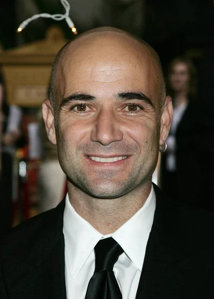 Andre Agassi Arrivals Usher New Look Foundation Gala Benefit Capitale — стоковое фото
