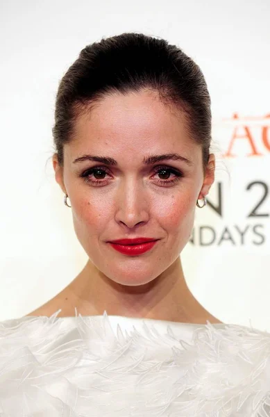 Rose Byrne Chegadas Para Damages Season Three Premiere Screening Axa — Fotografia de Stock