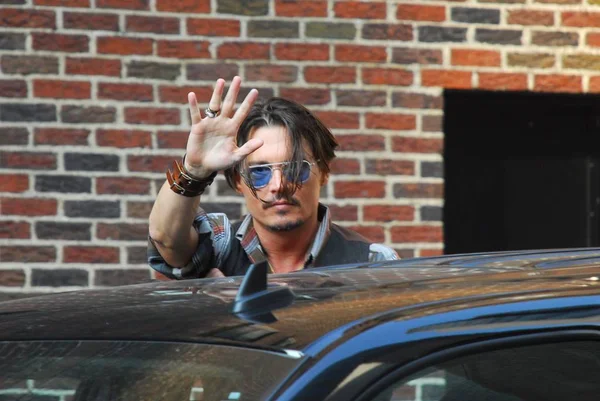 Johnny Depp Sosirile Pentru Late Show David Letterman Sullivan Theater — Fotografie, imagine de stoc