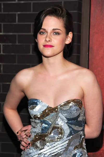 Kristen Stewart Nosí Šaty Emilio Pucci Příjezdů Premiéru Orientační Kino — Stock fotografie