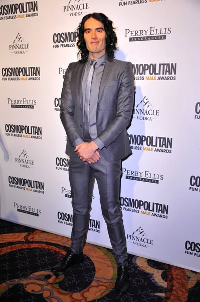 Russell Brand Aux Arrivées Pour Cosmopolitan Fun Fearless Males 2011 Photo De Stock