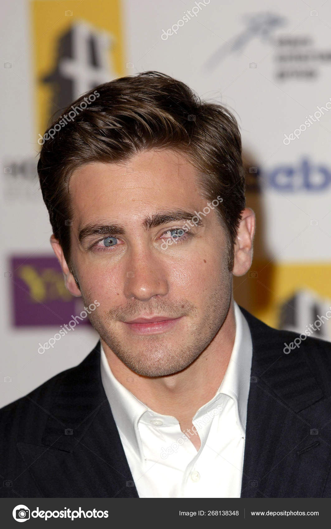 Jake Gyllenhaal Aux Arrivées Pour Festival Annuel Film Bois Bois — Photo  éditoriale par ©everett225 - #268138348, image size:1063x1700