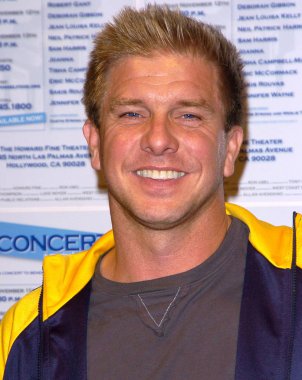 Kenny Johnson Proje Angel Food, Howard Fine Theater, Los Angeles, Ca, Kasım 12, 2005 için inconcert Benefit için gelenler. Fotoğraf: David Longendyke / Everett Koleksiyonu