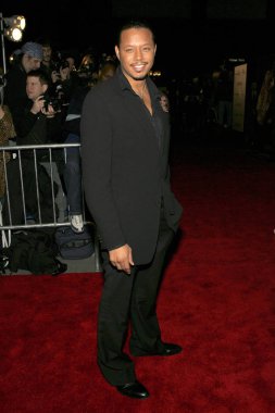 Universal Pictures, Ziegfeld Tiyatrosu, New York, Ny, 30 Ekim 2005 tarafından Jarhead Premiere için gelenler de Terence Howard. Fotoğraf: Gregorio Binuya /Everett Collection