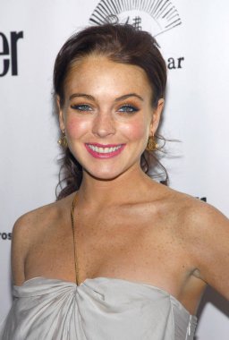 Lindsay Lohan (Chanel küpe giyiyor) Conde Nast Traveler yıllık sıcak liste konu parti, Buddha Bar, New York, NY, Nisan 18, 2006 için gelenler. Fotoğraf: Gregorio Binuya/Everett Collection