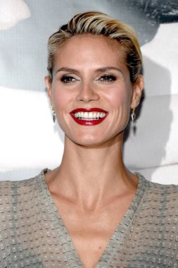 Heidi Klum Jordache Fashion Line Launch tarafından Heidi Klum için mağaza görünümünde, Bloomingdale's Department Store, New York, Ny, Eylül 09, 2008. Fotoğraf: George Taylor / Everett Koleksiyonu