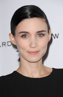 Rooney Mara gelenler için 2012 Ulusal İnceleme Ödülleri Gala Kurulu, Cipriani Restaurant 42nd Street, New York, Ny Ocak 10, 2012. Fotoğraf: Kristin Callahan / Everett Koleksiyonu