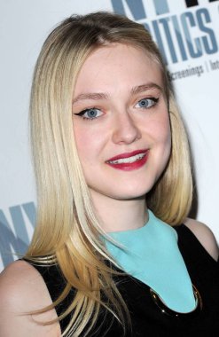 Dakota Fanning Every Secret Thing Premiere için gelenler, Amc Empire 25 Sinema, New York, Ny Nisan 27, 2015. Fotoğraf: Kristin Callahan / Everett Koleksiyonu