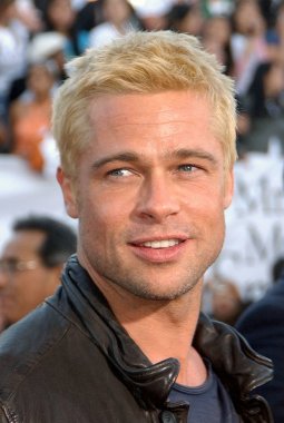 Brad Pitt Bay & Bayan Smith Premiere, Mann Village Tiyatrosu, Los Angeles, Ca, 07 Haziran 2005 için gelenler. Fotoğraf: John Hayes / Everett Koleksiyonu