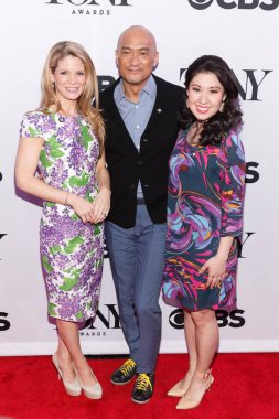 Kelli O''Hara, Ken Watanabe, Ruthie Ann Miles 2015 Tony Ödülleri için gelen ler adaylar basın junket tanışın, The Diamond Horseshoe Paramount Hotel, New York, Ny Nisan 29, 2015. Fotoğraf: Jason Smith / Everett Koleksiyonu
