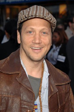 Rob Schneider Prömiyeri için gelenler I Now Telaffuz You Chuck Ve Larry, Gibson Amfitiyatro ve Citywalk Sinemalar, Los Angeles, Ca, Temmuz 12, 2007. Fotoğraf: Dee Cercone / Everett Koleksiyonu