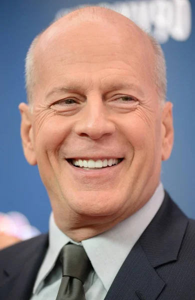 Bruce Willis Las Llegadas Tony Bennett Celebra Mejor Está Por — Foto de Stock