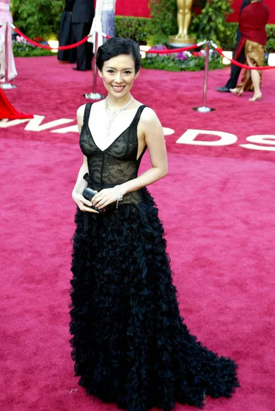 Ziyi Zhang Одягнена Монічну Сукню Lhuillier Щорічній Церемонії Оскара Kodak — стокове фото