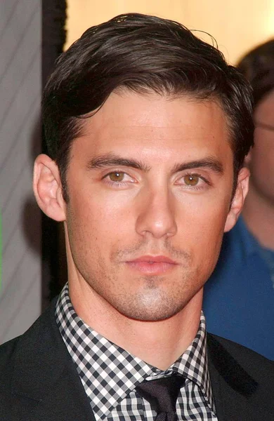 Milo Ventimiglia Las Llegadas Para Primetime Nbc Network Upfronts 2007 — Foto de Stock