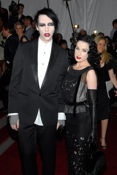 Marilyn Manson Dita Von Teese Arrivals Anglomania Tradition Transgression British — Foto de Stock