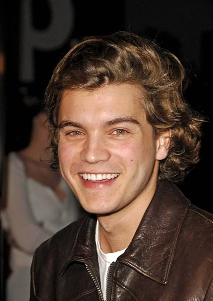 Emile Hirsch Las Llegadas Para Alpha Dog Premiere Arclight Hollywood — Foto de Stock