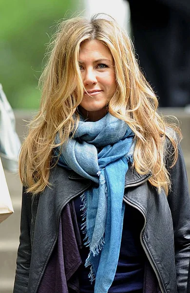 Jennifer Aniston On Location için yer Baster filme, Central Park, New York City, Ny Mayıs 14, 2009. Fotoğraf: Kristin Callahan / Everett Koleksiyonu