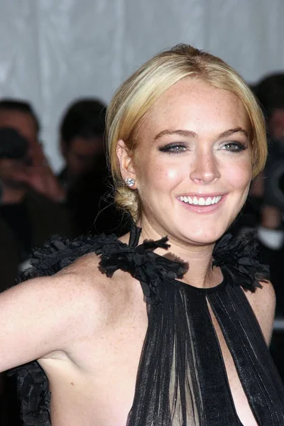 Lindsay Lohan Aux Arrivées Pour Poiret King Fashion Metropolitan Museum — Photo