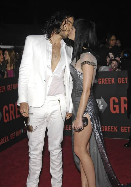 Russell Brand Katy Perry Arrivals Get Him Greek Premiere Greek — Foto de Stock
