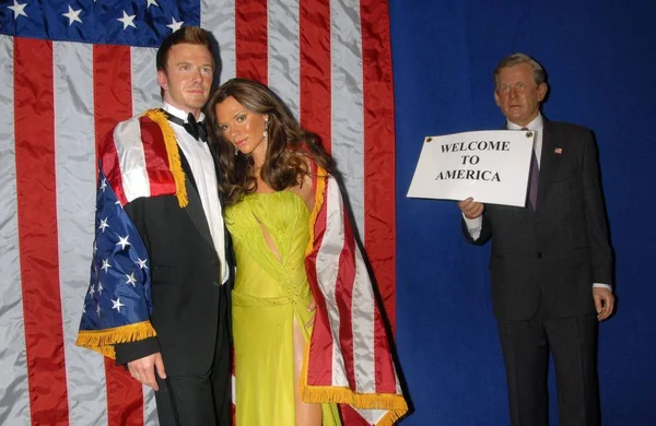 David Beckham Victoria Beckham George Bush Madame Tussauds Için Içinde — Stok fotoğraf