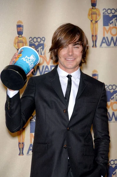 Zac Efron Arrivals 2009 Mtv Movie Awards Press Room Gibson — 스톡 사진