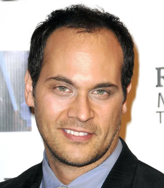 Todd Stashwick Las Llegadas Para Proyección Network Riches Temporada Estreno — Foto de Stock