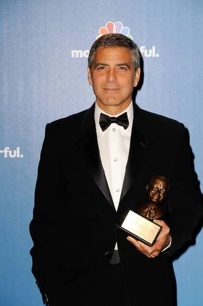 George Clooney Wearing Giorgio Armani Tuxedo Press Room Academy Television — стоковое фото