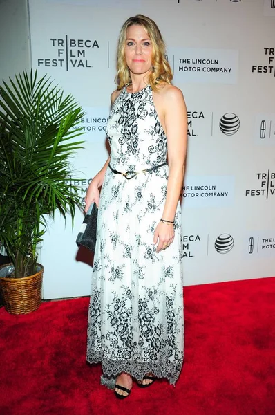Rachel Whitman Groves Arrivals Magggie World Premiere Tribeca Film Festival — стоковое фото
