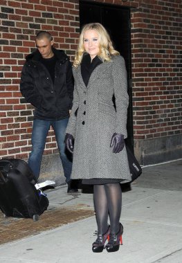 Kristen Bell David Letterman ile Late Show için talk show görünüm de - Mon, Ed Sullivan Tiyatrosu, New York, Ny Ocak 18, 2010. Fotoğraf: Desiree Navarro /Everett Collection