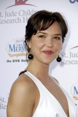 Arielle Kebbel St Jude Çocuk Araştırma Hastanesi, Beverly Hilton Hotel, Los Angeles, Ca, 15 Eylül 2006 için Runway For Life parası için gelenlerde. Fotoğraf: Michael Germana / Everett Koleksiyonu