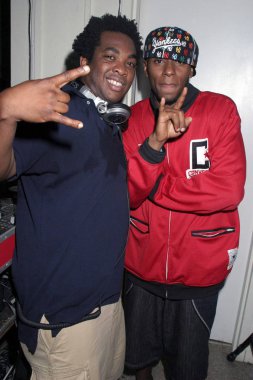 Dj Reach, Mos Def out ve hakkında, Star Room, East Hampton, Ny, Temmuz 30, 2005 için içinde. Fotoğraf: Rob Rich / Everett Koleksiyonu