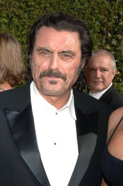 Ian Mcshane 2005 Yaratıcı Sanatlar Emmy Ödülleri, Shrine Auditorium, Los Angeles, Ca, 11 Eylül 2005 için gelenler. Fotoğraf: David Longendyke / Everett Koleksiyonu