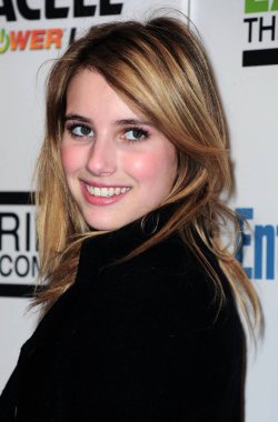 Emma Roberts Labirent Tiyatro Şirketi'nin 7 Yıllık Gala Benefit Ünlü Charades 2009 Jackpot, St Paul Havari Kilisesi Salonu, New York, Ny Aralık 7, 2009 için katılım. Fotoğraf: Gregorio T. Binuya / Everett Koleksiyonu