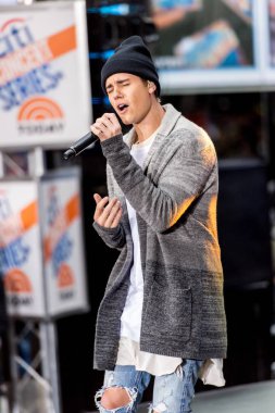 Justin Bieber Justin Bieber ile Nbc Today Show Konseri için sahnede, Rockefeller Plaza, New York, Ny Kasım 18, 2015. Fotoğraf: Steven Ferdman / Everett Koleksiyonu