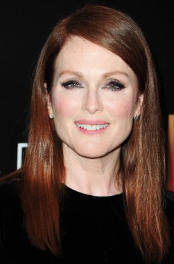 Julianne Moore Freeheld Premiere için gelenler, Modern Sanat Müzesi (Moma), New York, Ny Eylül 28, 2015. Fotoğraf: Gregorio T. Binuya / Everett Koleksiyonu