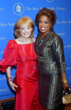 Barbara Walters, Oprah Winfrey Ny Halk Kütüphanesi 6 Yıllık Kütüphane Lions Gala, Ny Halk Kütüphanesi, New York, Ny, 13 Kasım 2006 için gelenler. Fotoğraf: Kristin Callahan / Everett Koleksiyonu