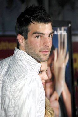 Zachary Quinto Los Angeles Sicko belgeseli için geliyor, Samuel Goldwyn Tiyatrosu, Ampas, Los Angeles, Ca, 26 Haziran 2007. Fotoğraf: Michael Germana / Everett Koleksiyonu