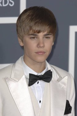 Justin Bieber 53 Yıllık Grammy Ödülleri için gelenler, Staples Center, Los Angeles, Ca Şubat 13, 2011. Fotoğraf: Elizabeth Goodenough / Everett Koleksiyonu