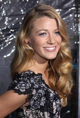 Blake Lively Nerede Wild Things Are Premiere için gelenler, Lincoln Center Alice Tully Hall, New York, Ny Ekim 13, 2009. Fotoğraf: Rob Kim / Everett Koleksiyonu