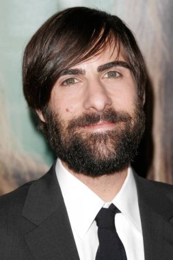 Jason Schwartzman Aydınlanmış Sezon Bir Premiere için gelenler, Paramount Tiyatrosu, Los Angeles, Ca Ekim 6, 2011. Fotoğraf: Justin Wagner / Everett Koleksiyonu