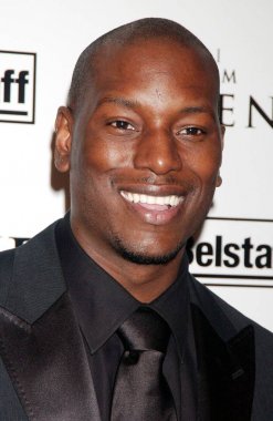 Tyrese Premiere ı Legend, WAMU Theatre Madison Square Garden, New York, NY, 11 Aralık 2007 için gelenler. Fotoğraf: Kristin Callahan/Everett Collection