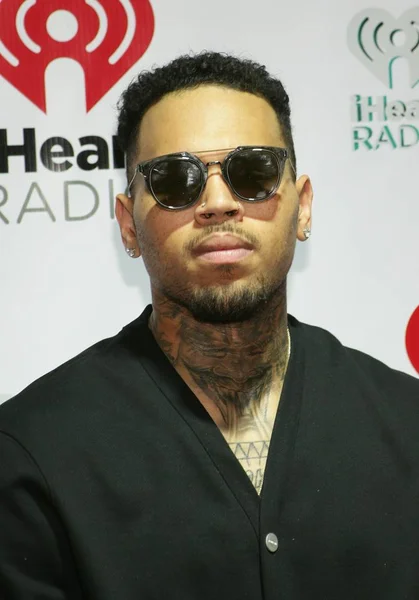 Chris Brown Vid Ankomst Till Iheartradio Summer Pool Party Caesars — Stockfoto