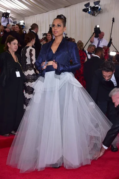 Alicia Keys Las Llegadas China Looking Glass Noche Apertura Met — Foto de Stock