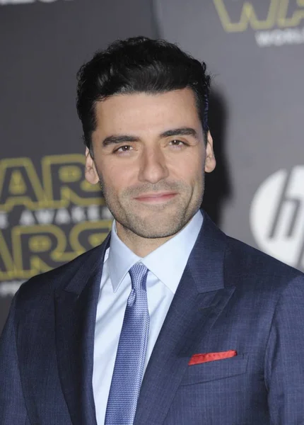 Oscar Isaac Las Llegadas Para Star Wars Force Awakens Premiere — Foto de Stock