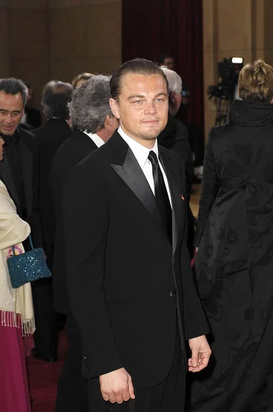 Leonardo Dicaprio Bij Aankomsten Voor Oscars 79E Jaarlijkse Academy Awards — Stockfoto