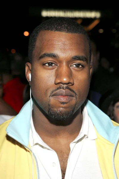 Kanye West Arrivals Elle Magazine 21St Birthday Party Bloomingdale New — 스톡 사진