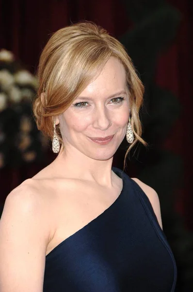 Amy Ryan Wearing Stern Earrings Arrivals Part Red Carpet 80Th — Stock Photo, Image