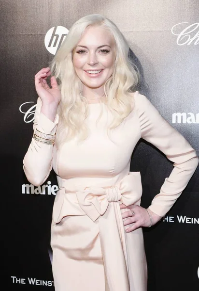 Lindsay Lohan Con Vestido Prada Joyas Chopard Las Llegadas Para —  Fotos de Stock